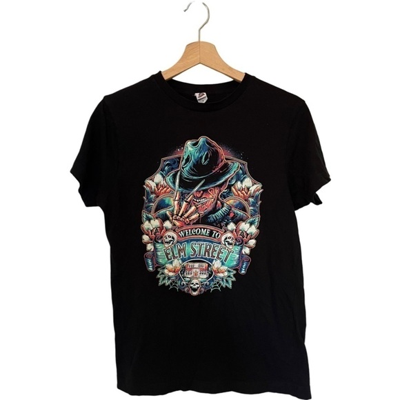 Nightmare on Elm Street Graphic Tee, Horror Film, 90s, Y2K, Halloween, Movie - Picture 1 of 4